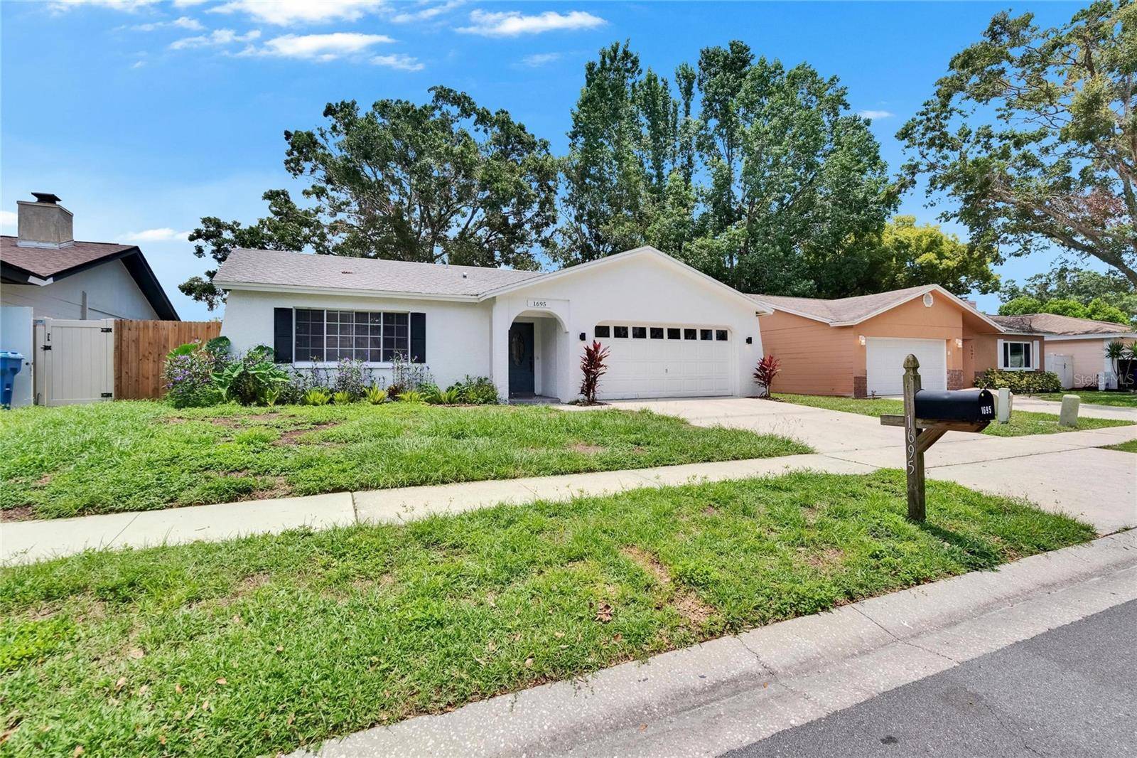 Palm Harbor, FL 34683,1695 E ORANGECREST AVE