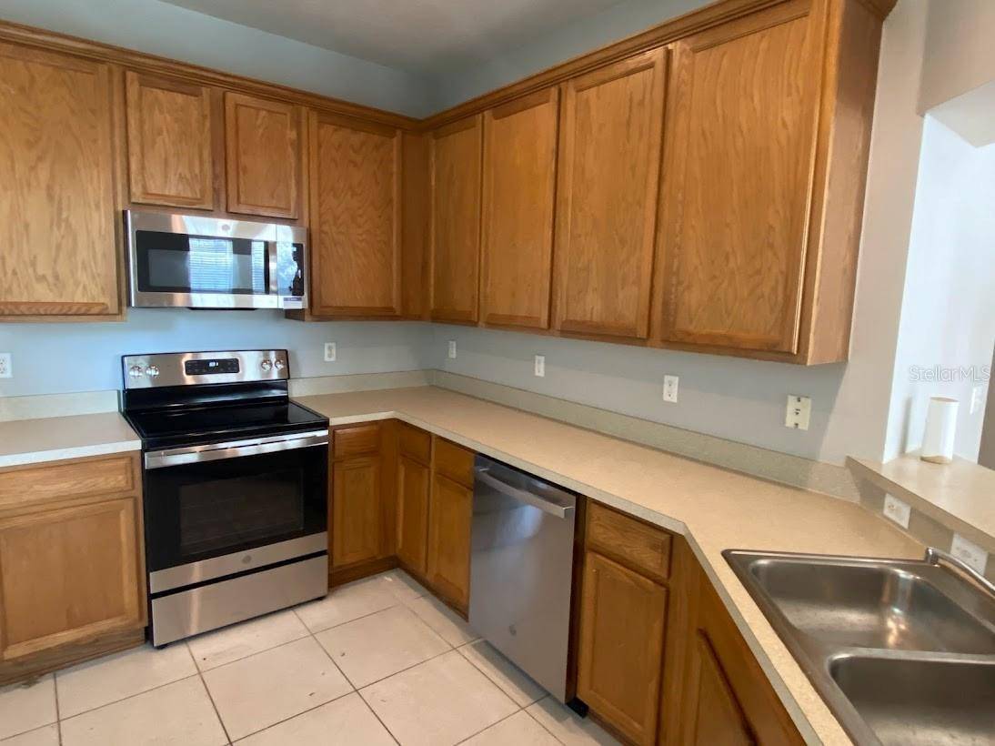 Wesley Chapel, FL 33544,5212 BLUE ROAN WAY
