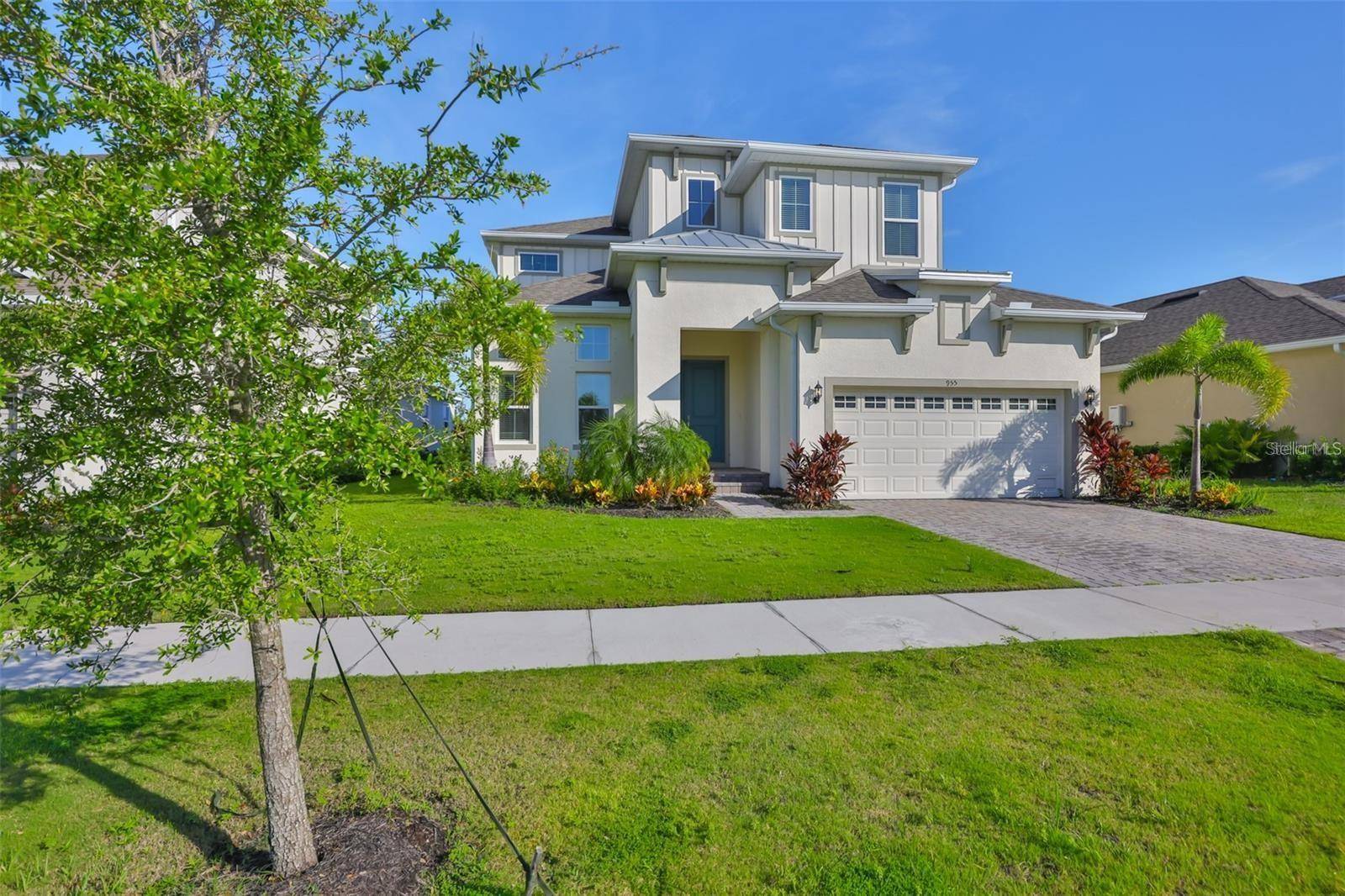 Apollo Beach, FL 33572,955 SIGNET DR