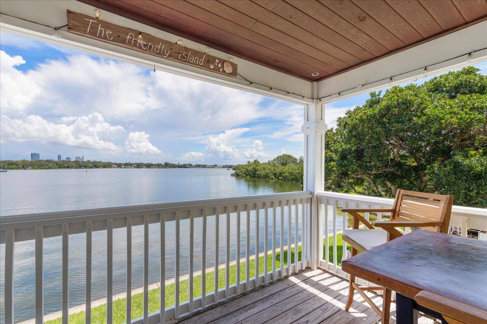 St Petersburg, FL 33705,225 POMPANO DR SE #D
