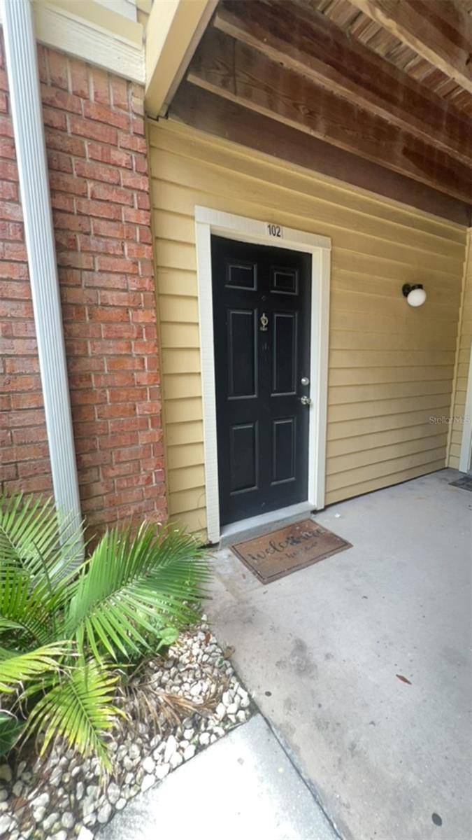 Tampa, FL 33614,8641 FANCY FINCH DR #102