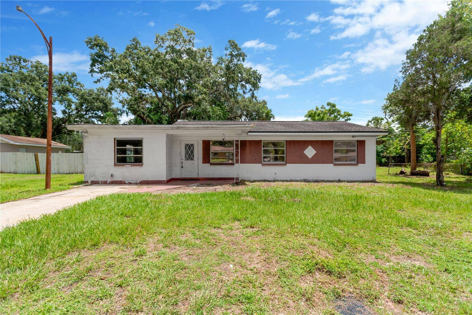 Brandon, FL 33510,603 CLAY CT