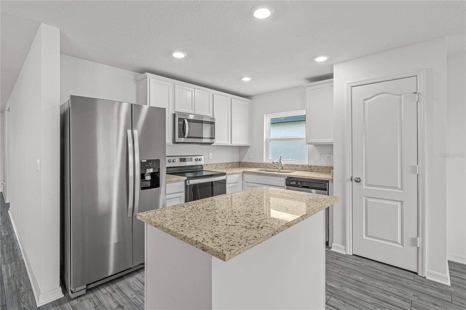 Poinciana, FL 34759,431 CARIBBEAN CT
