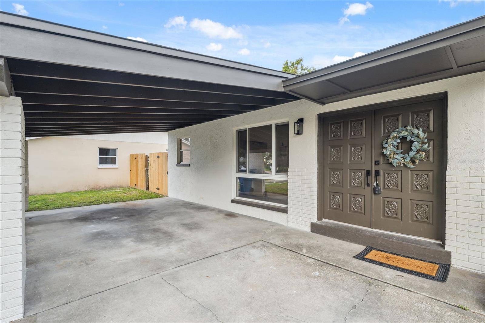 Seminole, FL 33777,8256 LARK ST