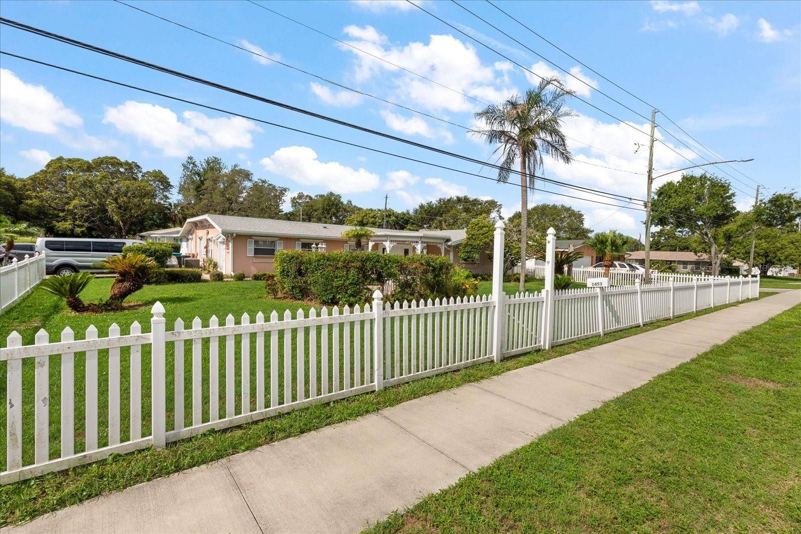 Clearwater, FL 33756,1453 BELLEAIR RD
