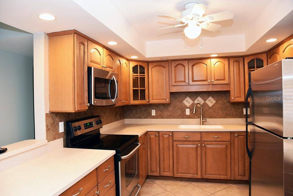 St Petersburg, FL 33715,5108 BRITTANY DR S #405