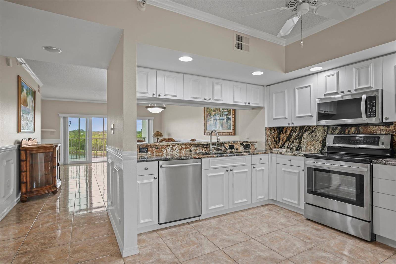 St Petersburg, FL 33708,6450 SHORELINE DR DR #9202