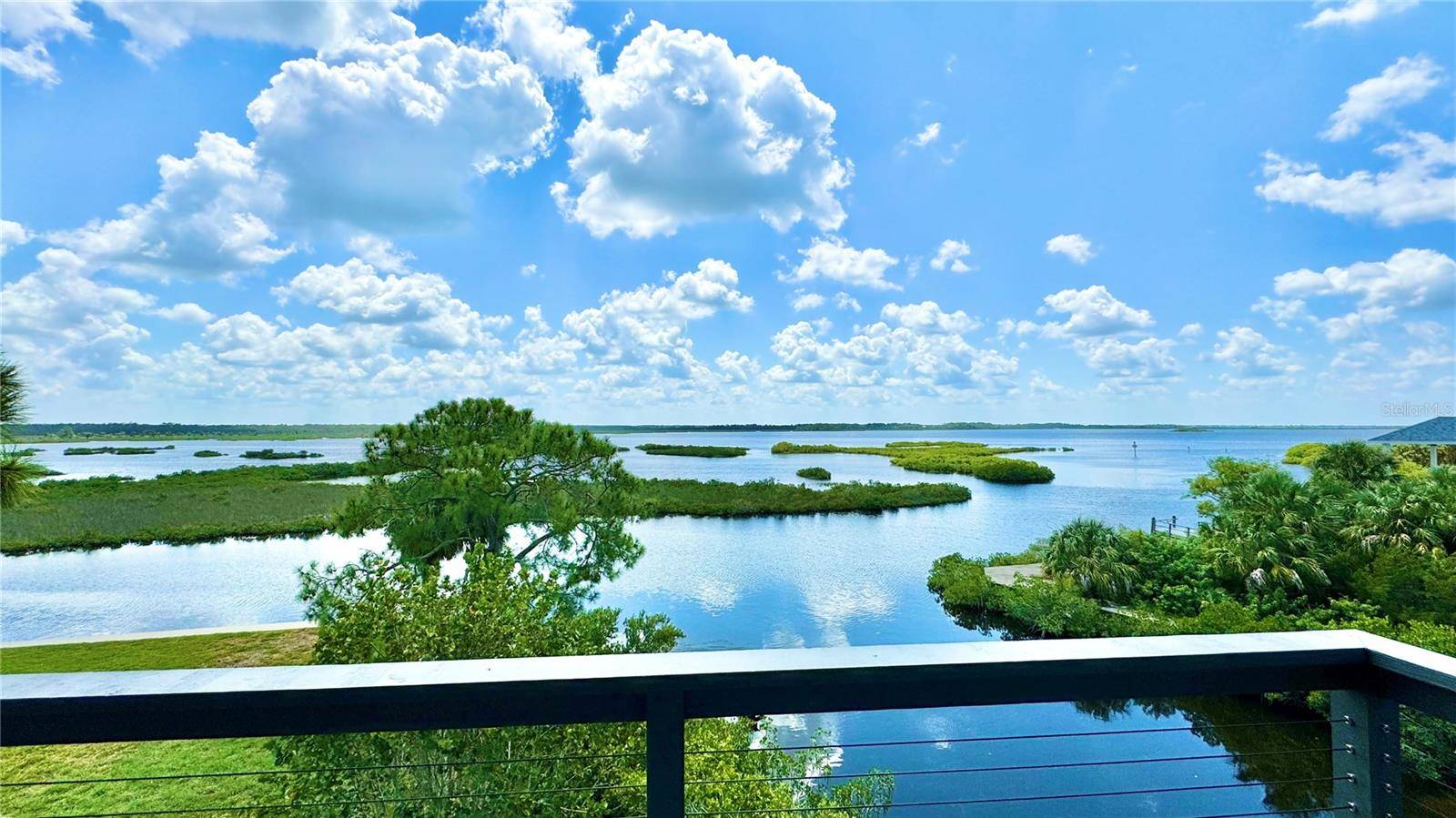 Weeki Wachee, FL 34607,10701 PINE ISLAND DR