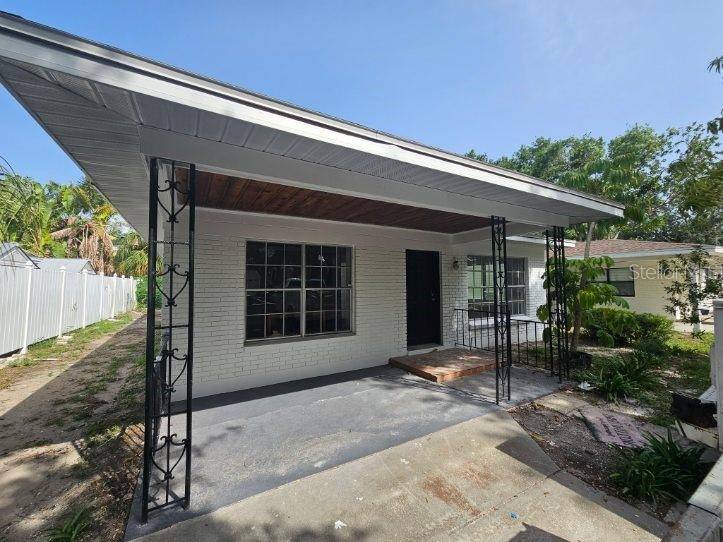 Tampa, FL 33606,123 BOSPHOROUS AVE