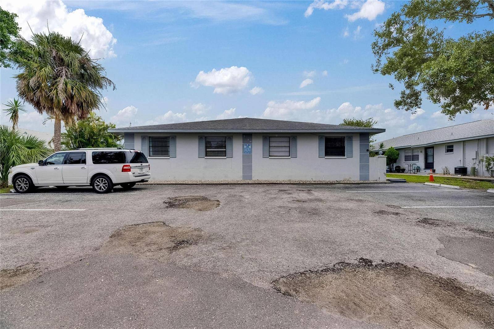 Apollo Beach, FL 33572,1049 APOLLO BEACH BLVD #D