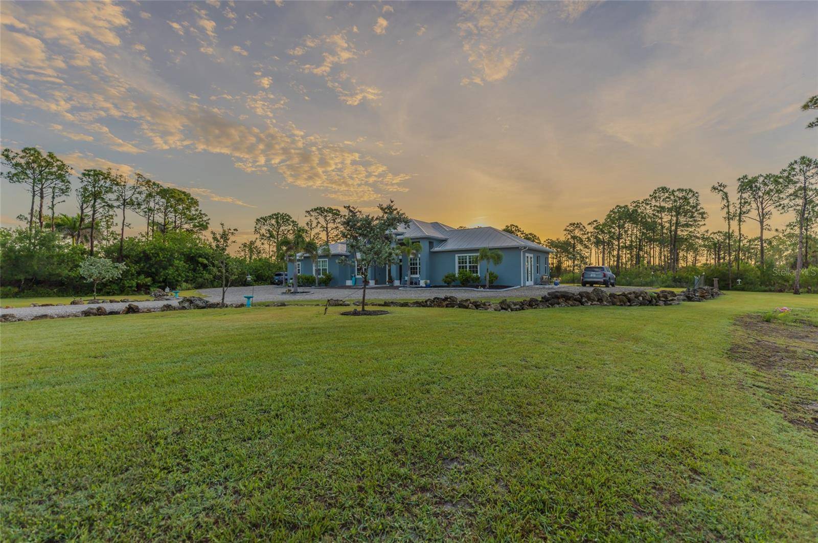 Venice, FL 34293,9016 FALCON CT