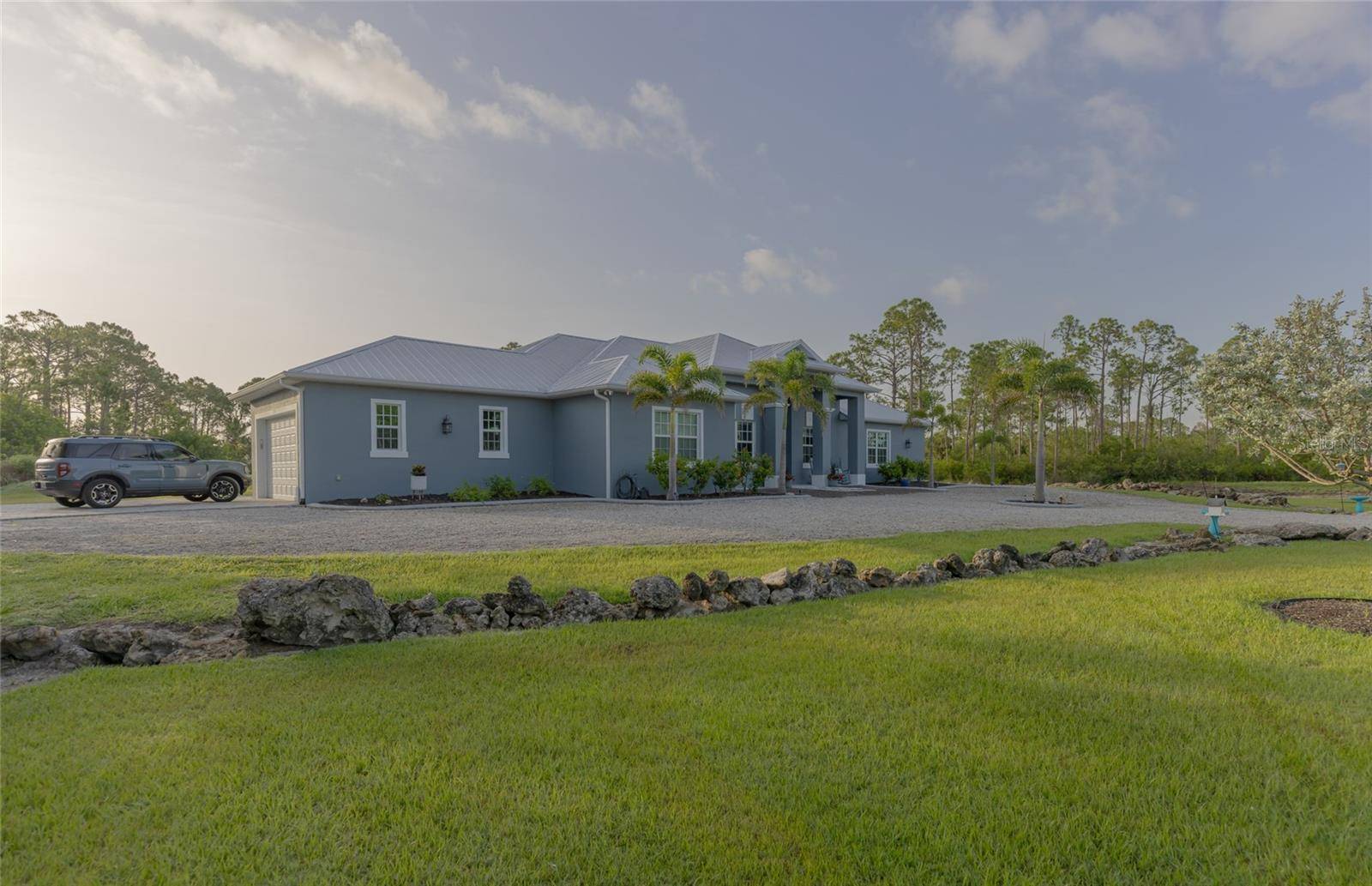 Venice, FL 34293,9016 FALCON CT