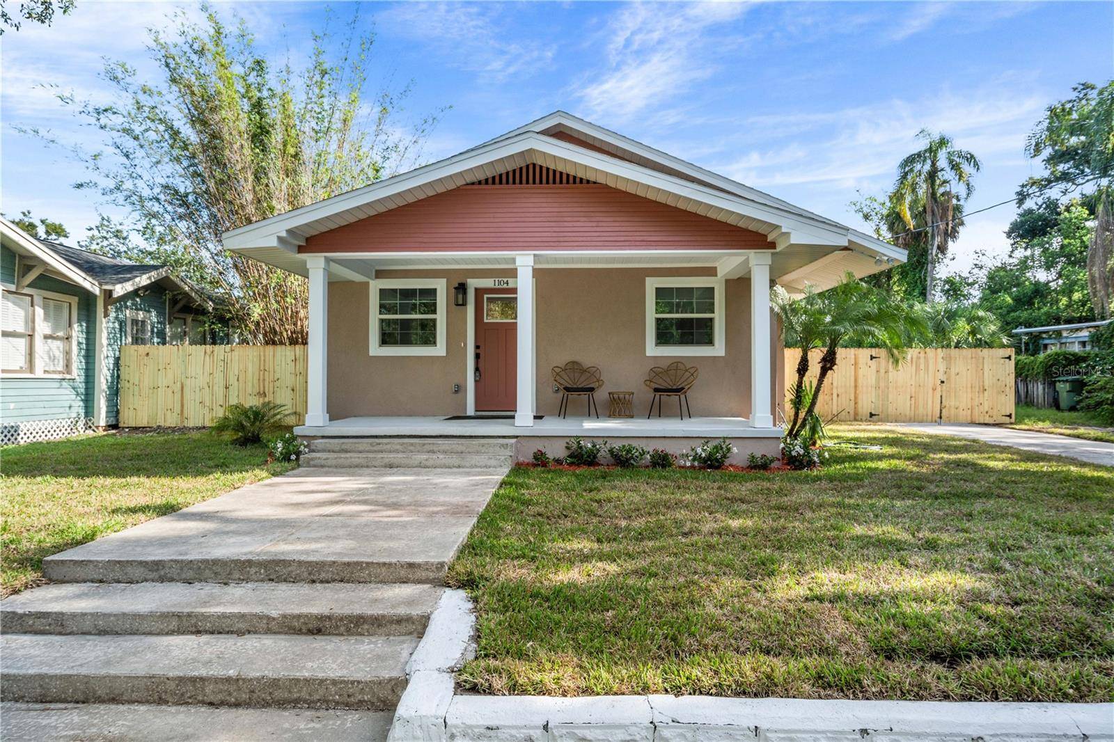Tampa, FL 33603,1104 E ELLICOTT ST