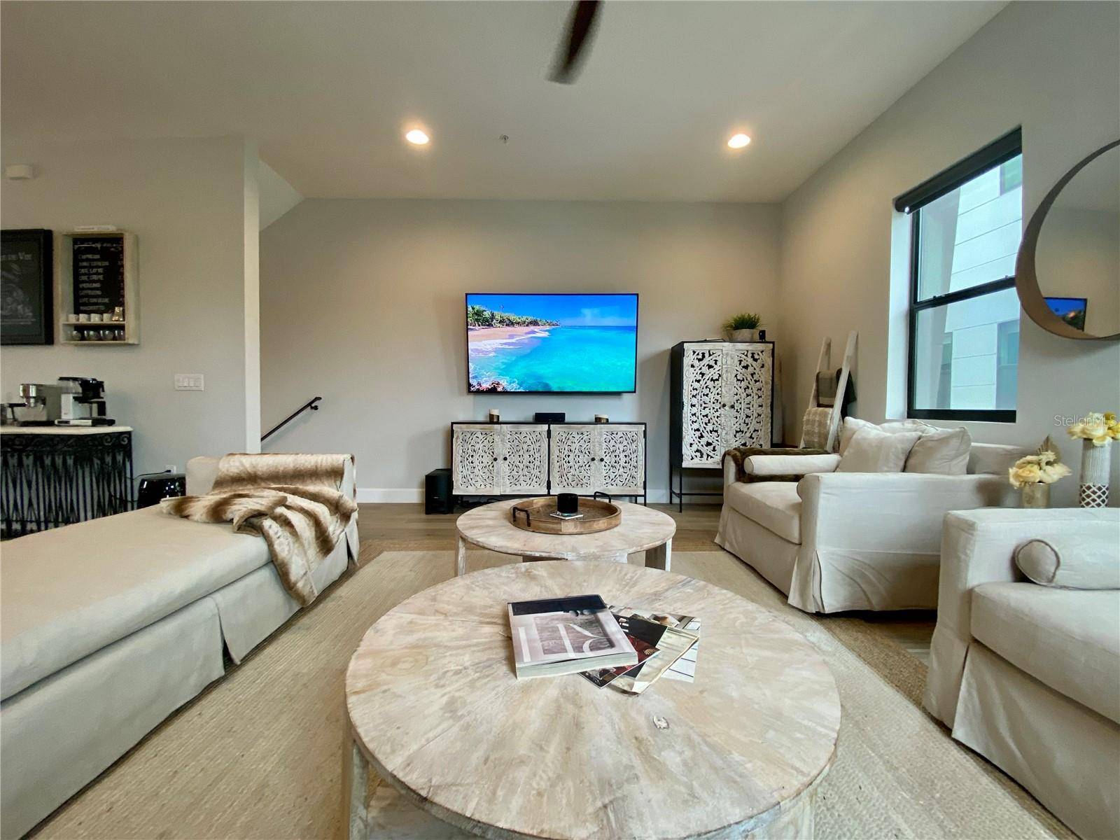 Tampa, FL 33606,1332 W GRAY ST #1