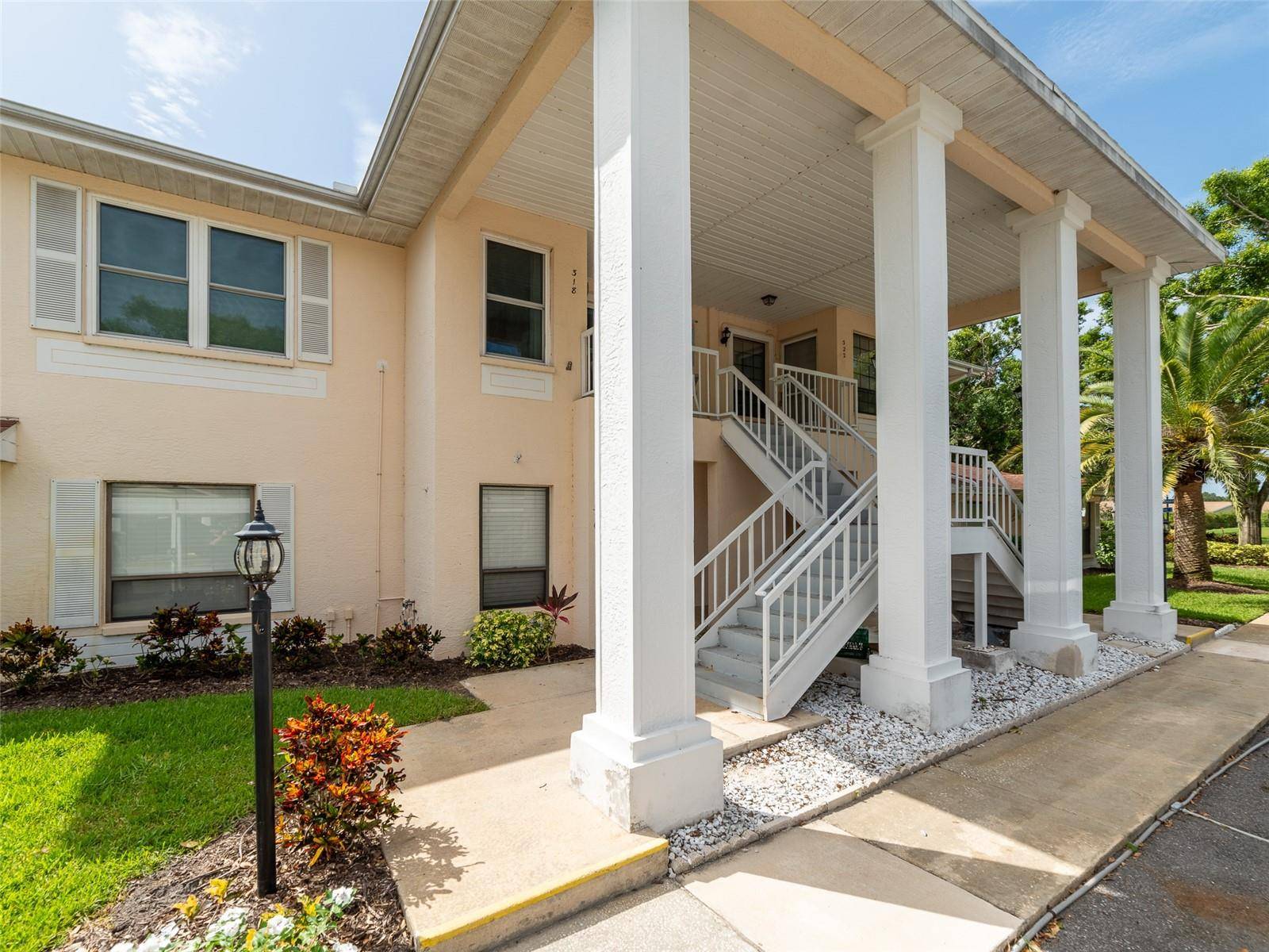 Sun City Center, FL 33573,316 KELSEY WAY #316