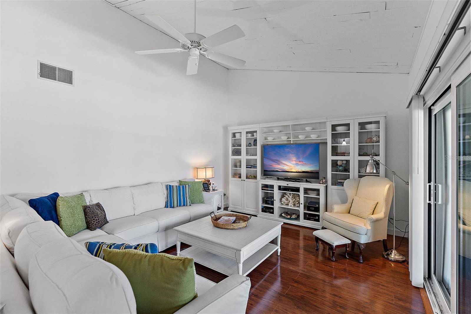 Treasure Island, FL 33706,507 PLAZA SEVILLE CT #16