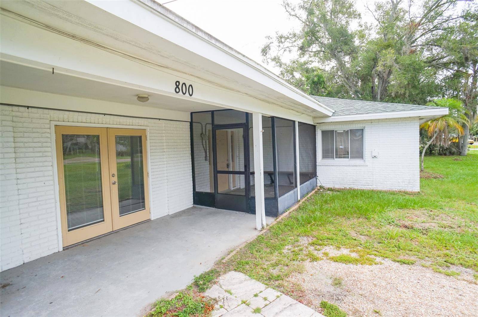Oldsmar, FL 34677,800 SAINT PETERSBURG DR