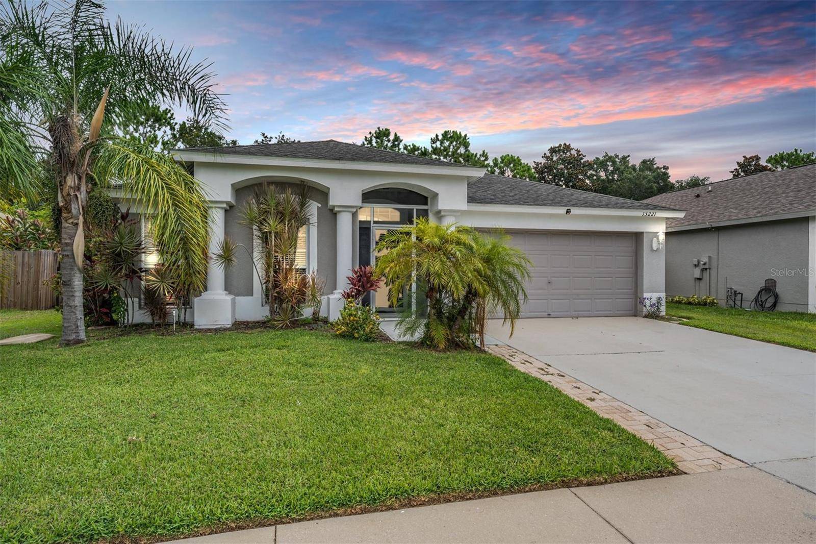 Riverview, FL 33579,13221 EVENING SUNSET LN