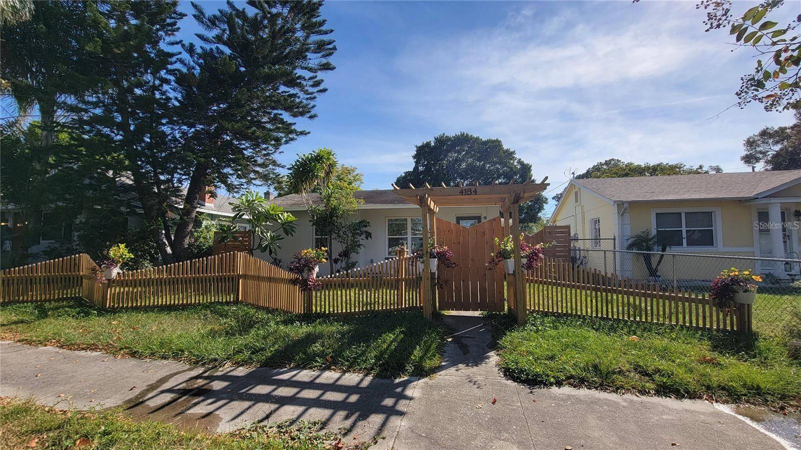 St Petersburg, FL 33711,4134 1ST AVE S