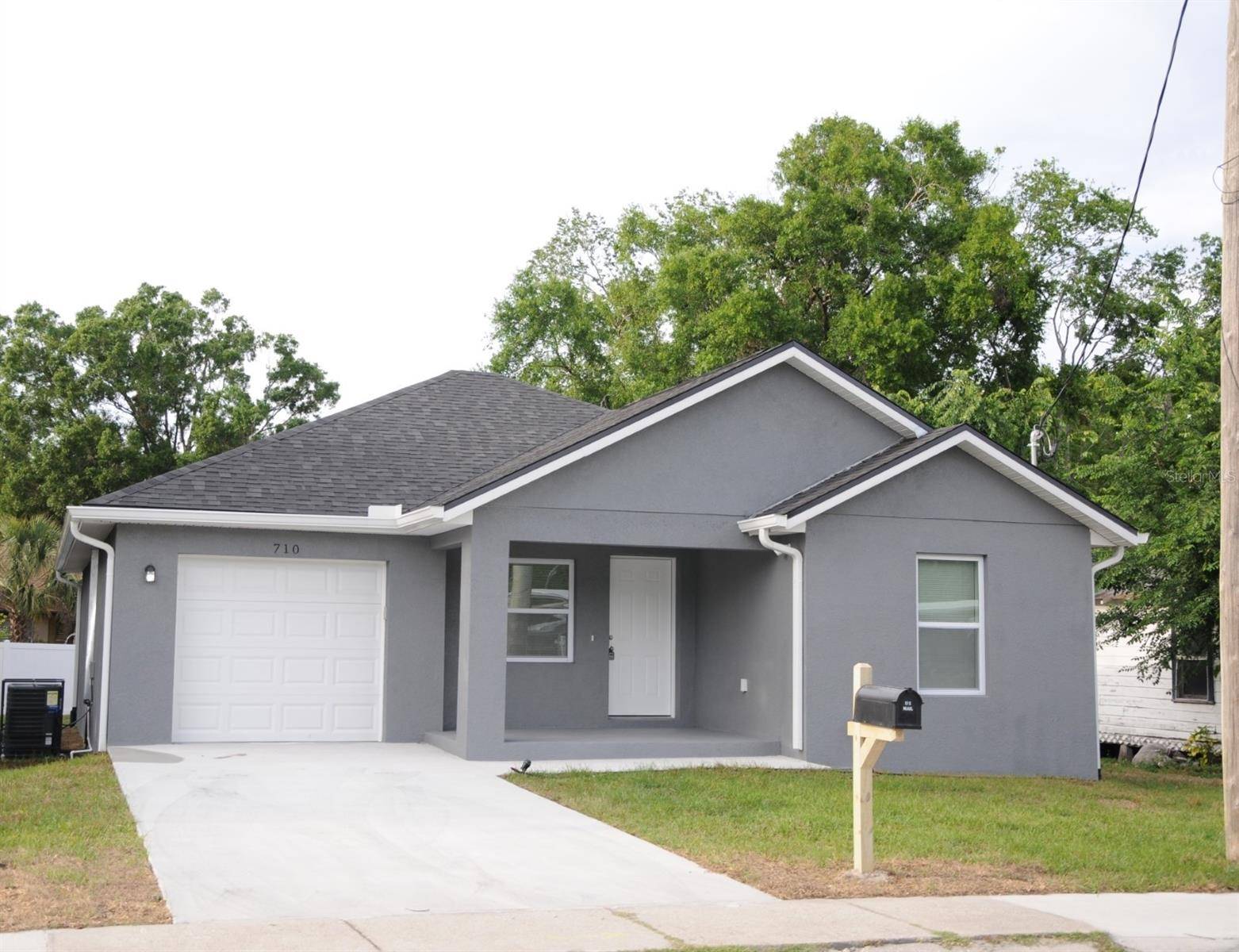 Plant City, FL 33563,710 E ALABAMA ST