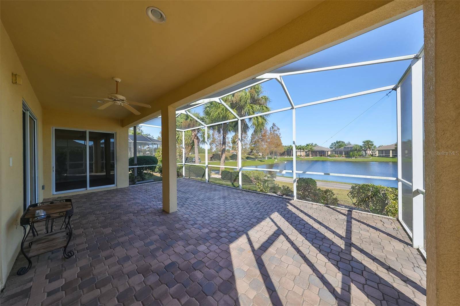 Sun City Center, FL 33573,1007 EMERALD DUNES DR