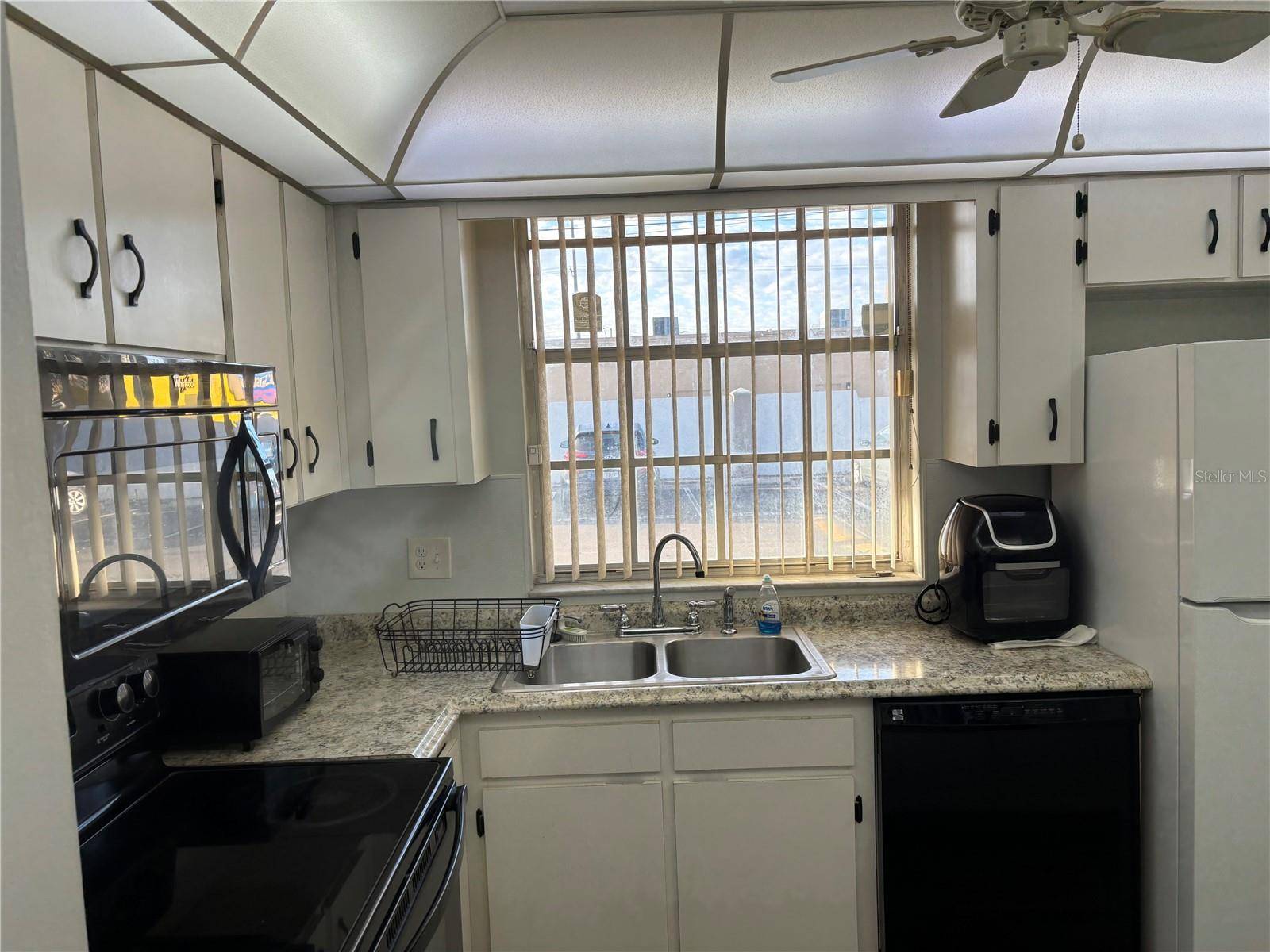 Brandon, FL 33510,810 OAKGROVE DR #175