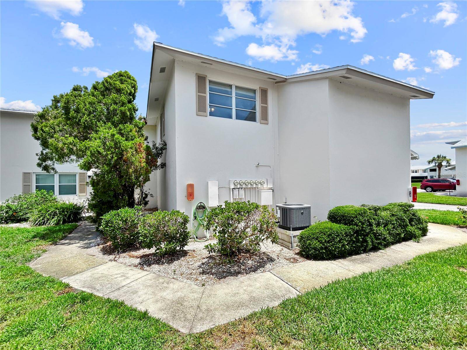 St Petersburg, FL 33711,3265 40TH WAY S #E