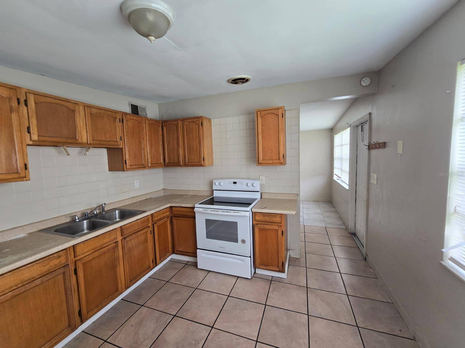 St Petersburg, FL 33711,4426 13TH AVE S