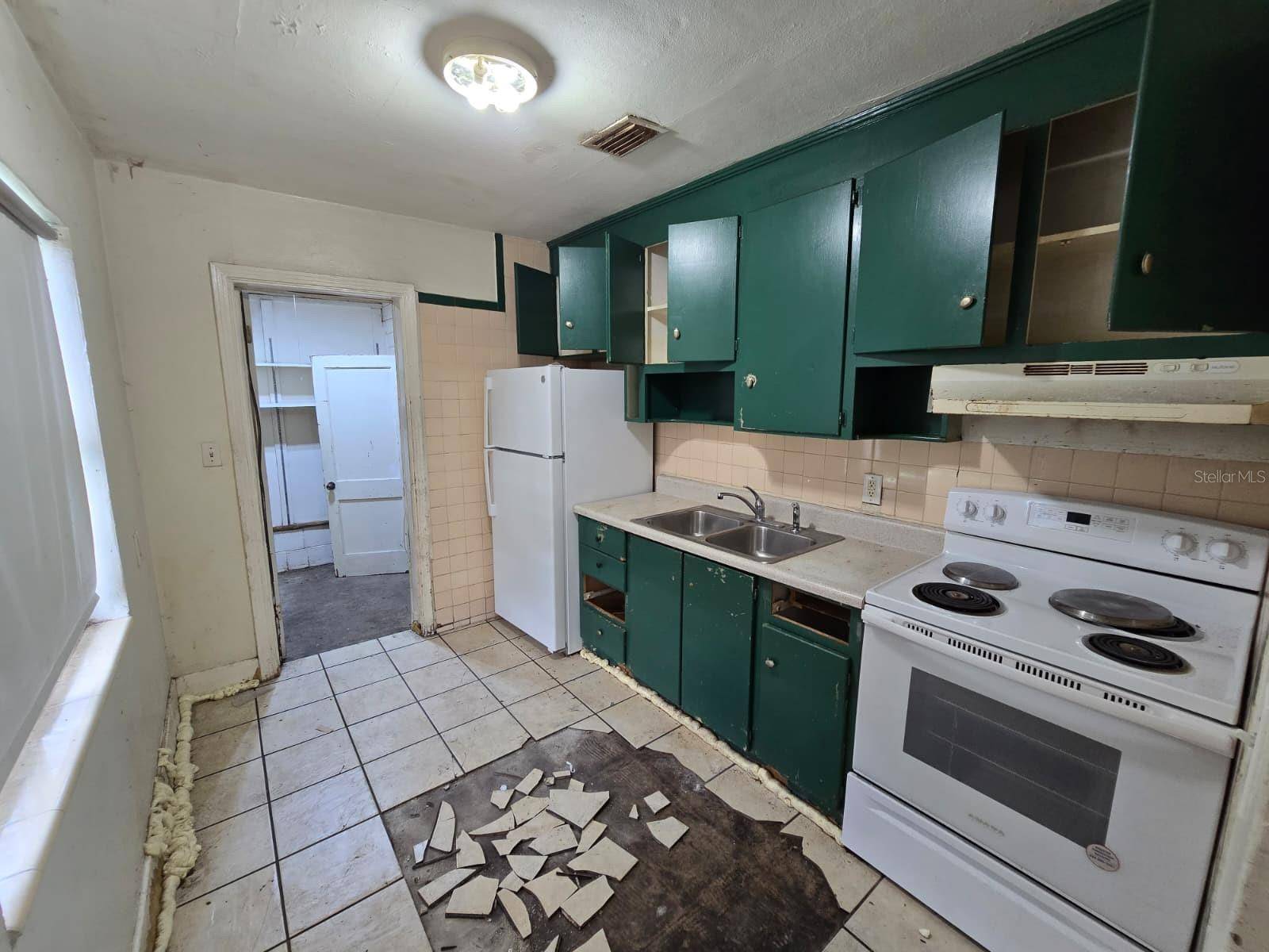 St Petersburg, FL 33712,3167 6TH AVE S