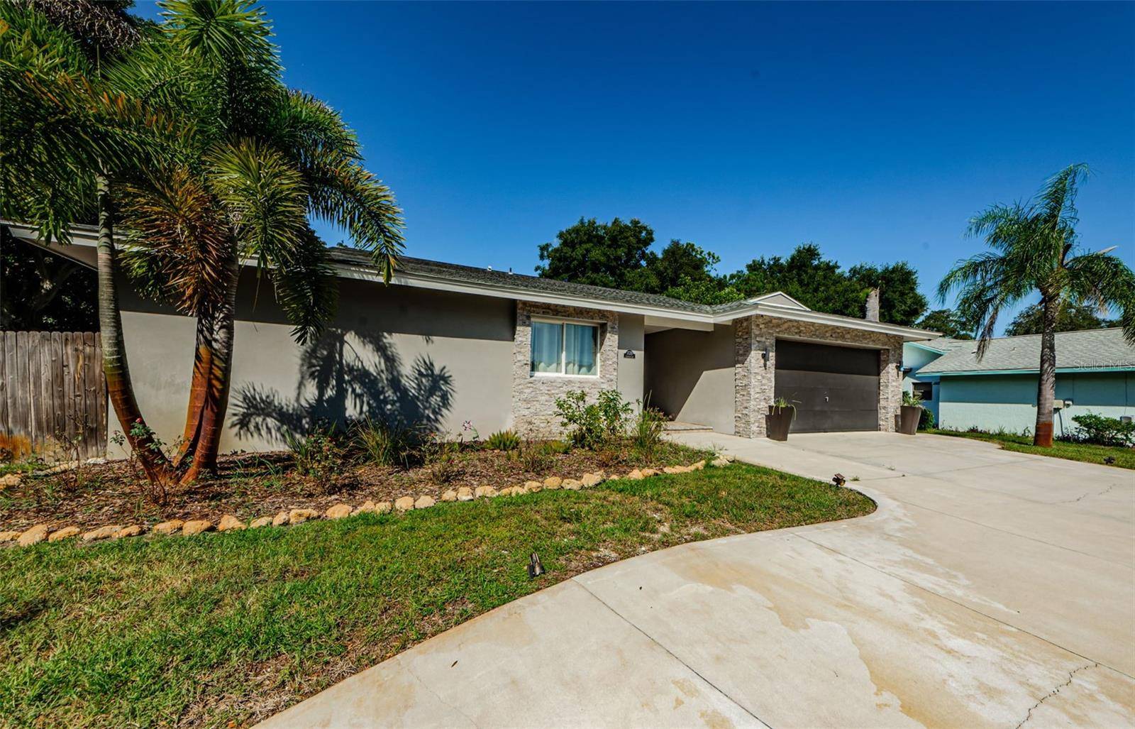 Tarpon Springs, FL 34689,1120 LANCER LN