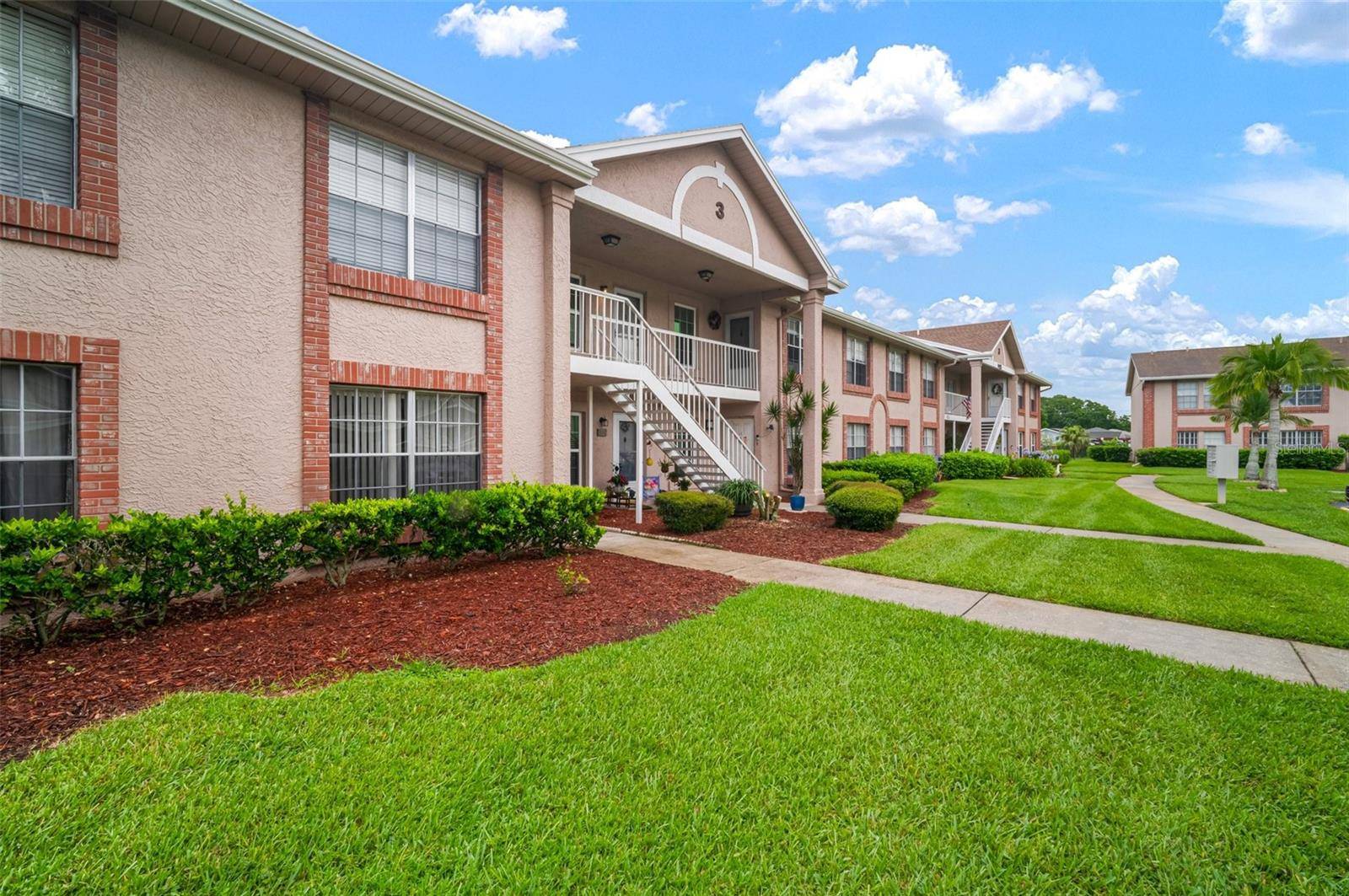 New Port Richey, FL 34653,4925 MYRTLE OAK DR #22