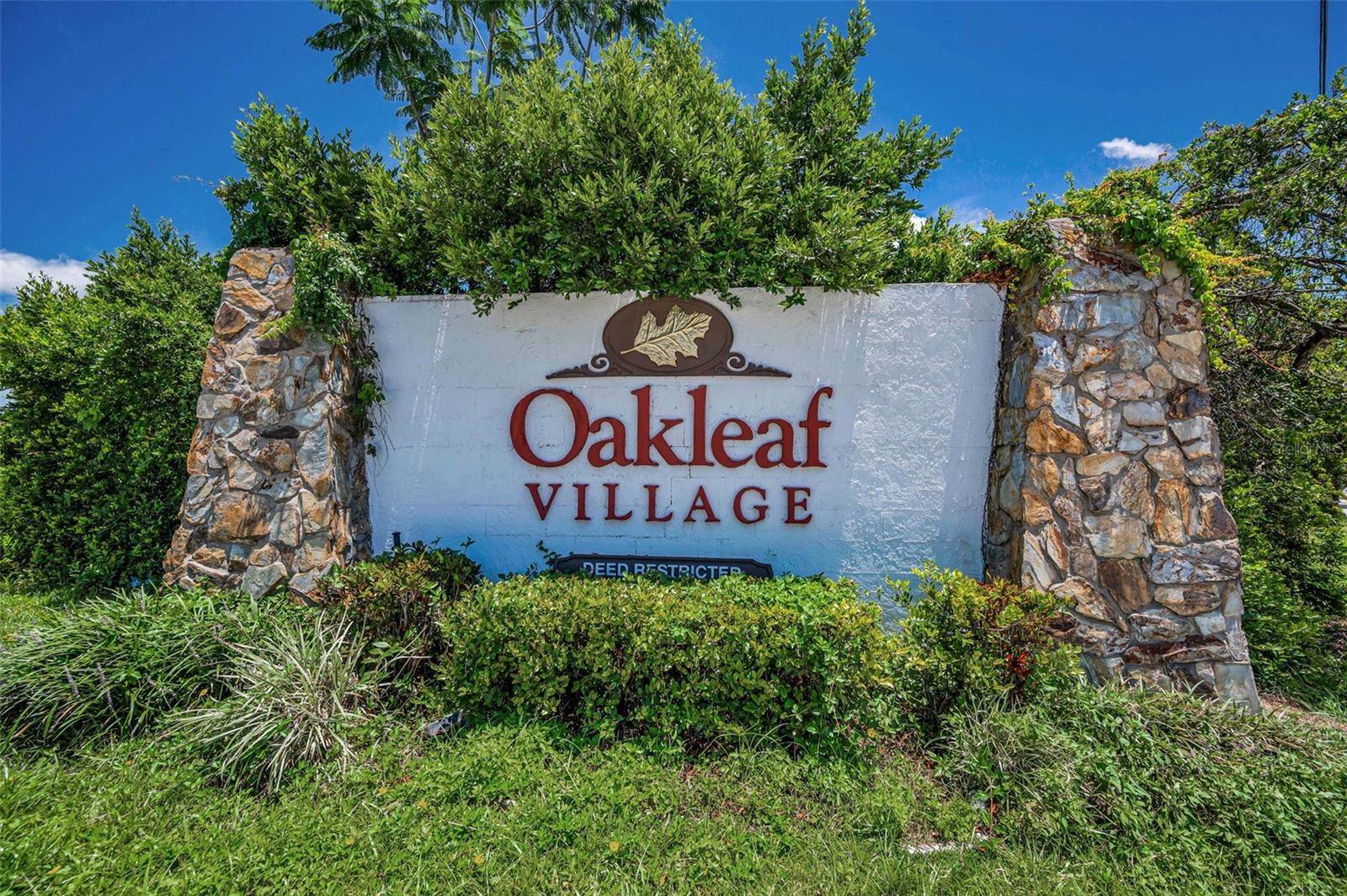 Tarpon Springs, FL 34689,505 WHISPERING OAK DR