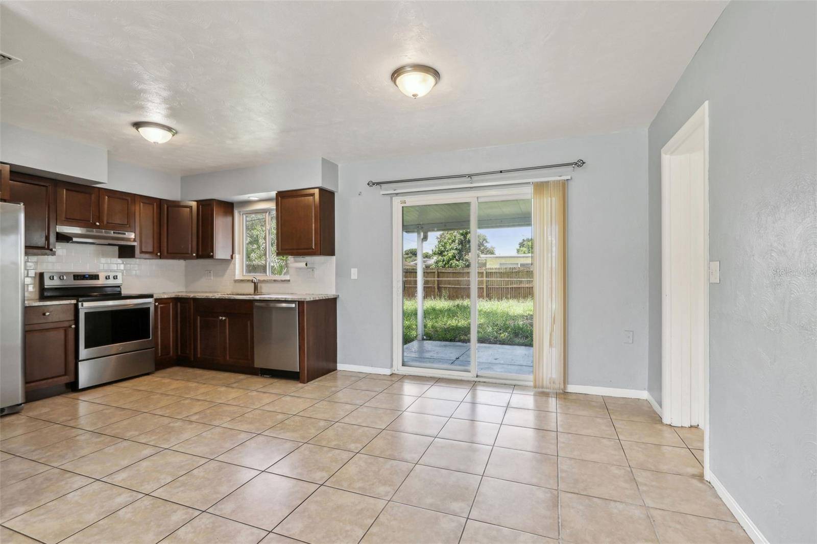 Largo, FL 33770,992 20TH ST SW