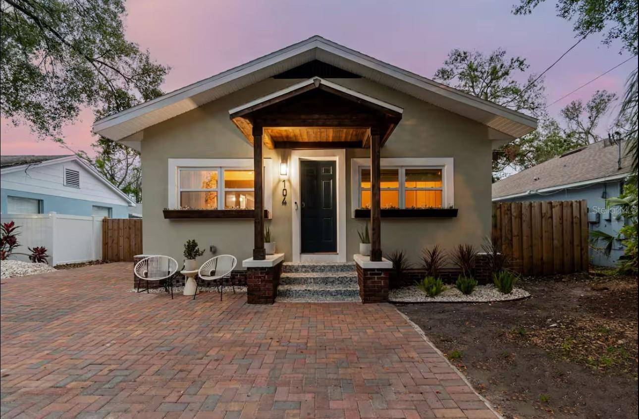 Tampa, FL 33603,104 W CAYUGA ST