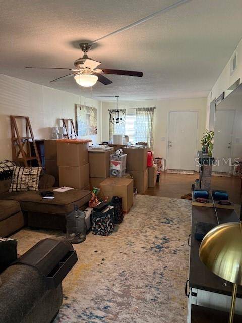 Tarpon Springs, FL 34689,1250 S PINELLAS AVE #307