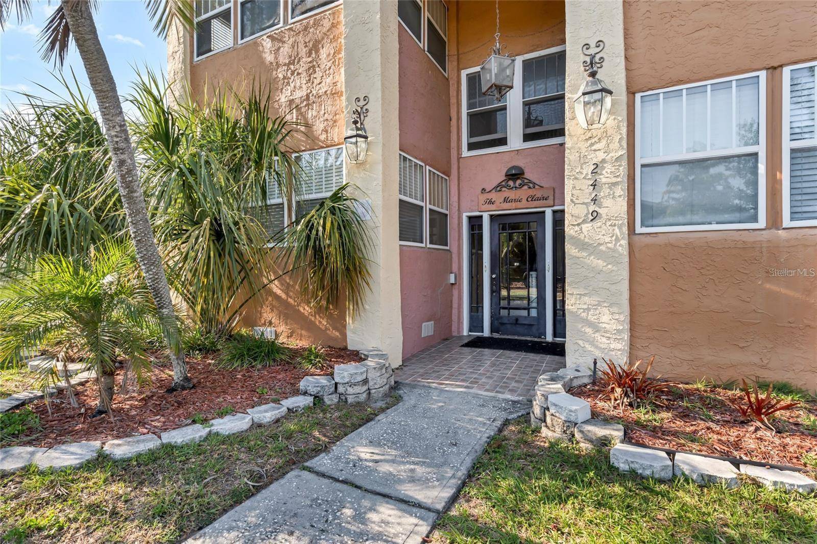 St Petersburg, FL 33713,2449 BURLINGTON AVE N #3