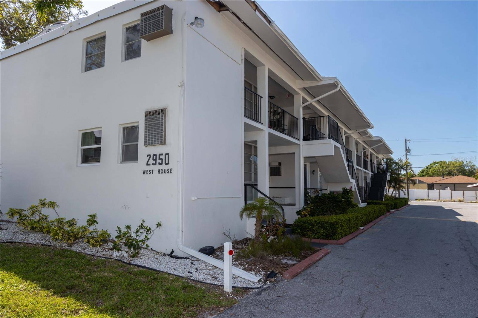 Belleair Bluffs, FL 33770,2950 WEST BAY DR #B5