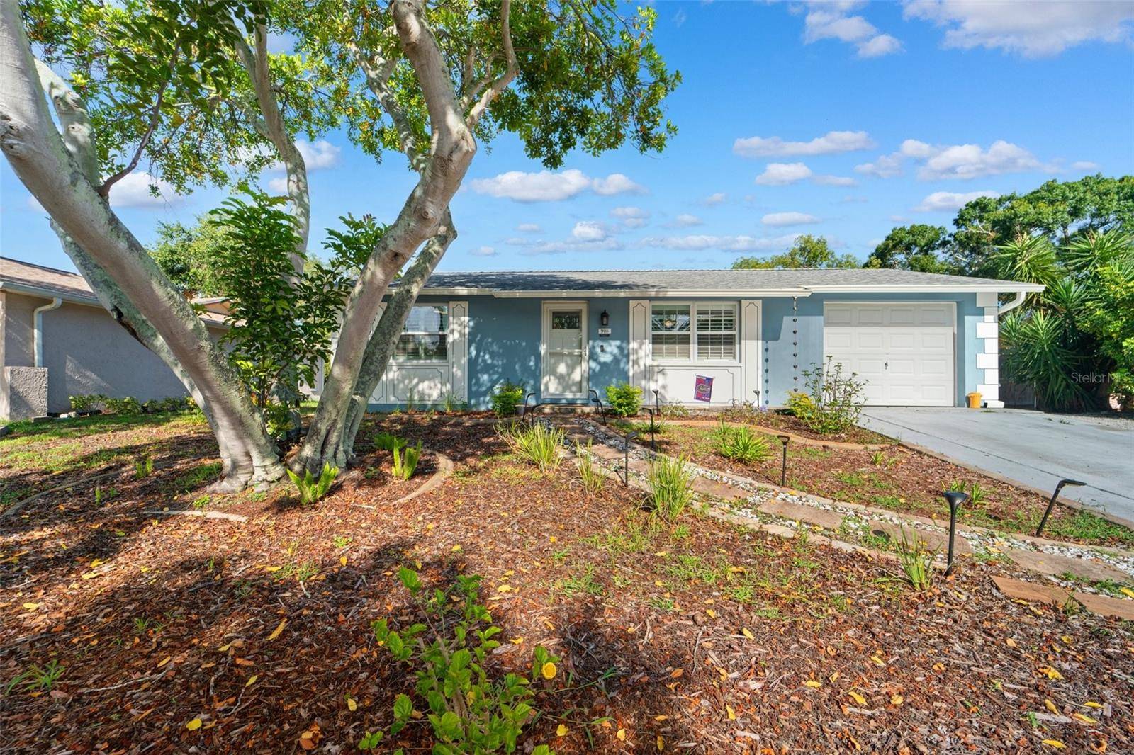 Tarpon Springs, FL 34689,908 TODDSMILL TRCE