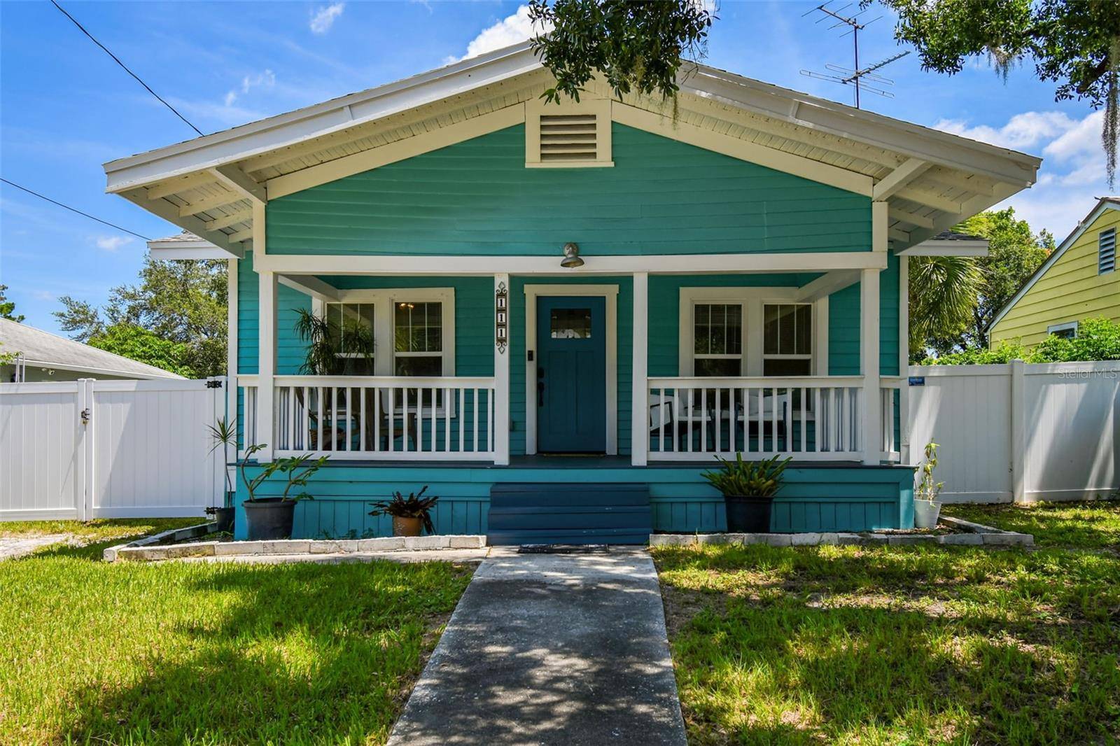 Tampa, FL 33603,111 W IDA ST
