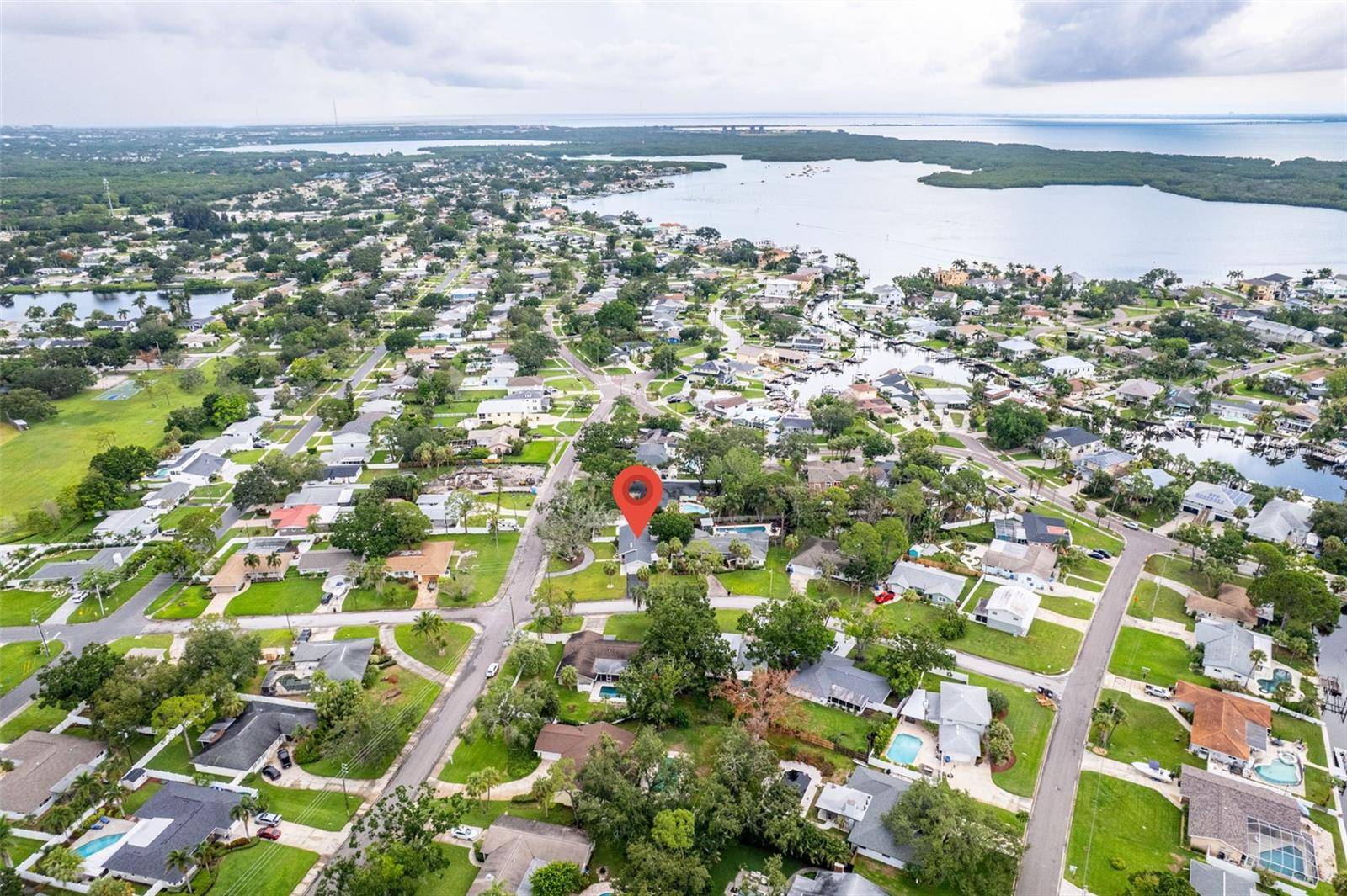 St Petersburg, FL 33703,5301 VENETIAN BLVD NE