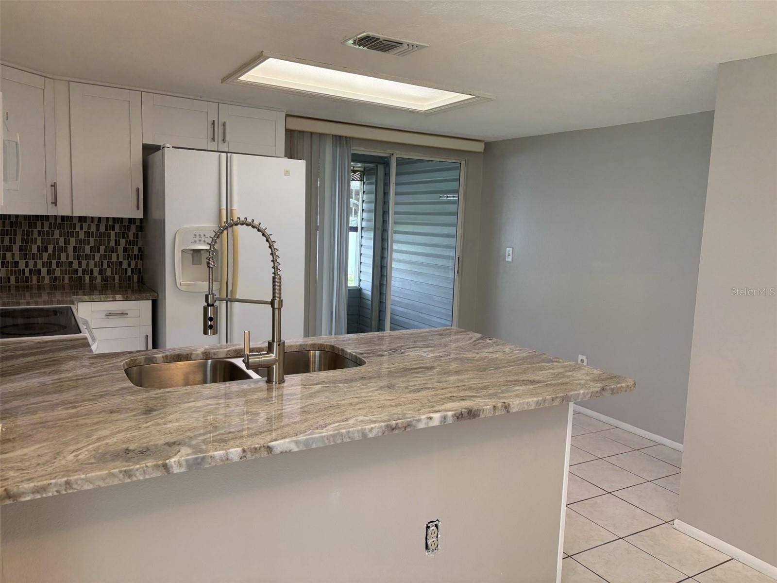 Tampa, FL 33634,8525 J R MANOR DR