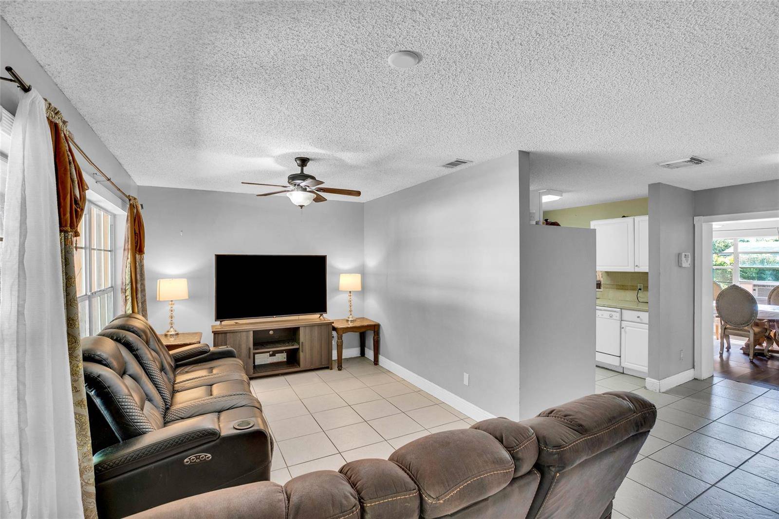 Fort Pierce, FL 34951,5402 SHANNON DR
