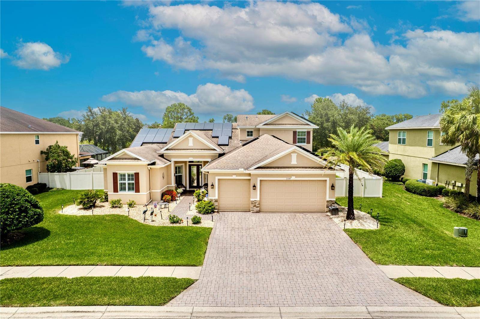 Land O Lakes, FL 34638,21049 SKI WAY