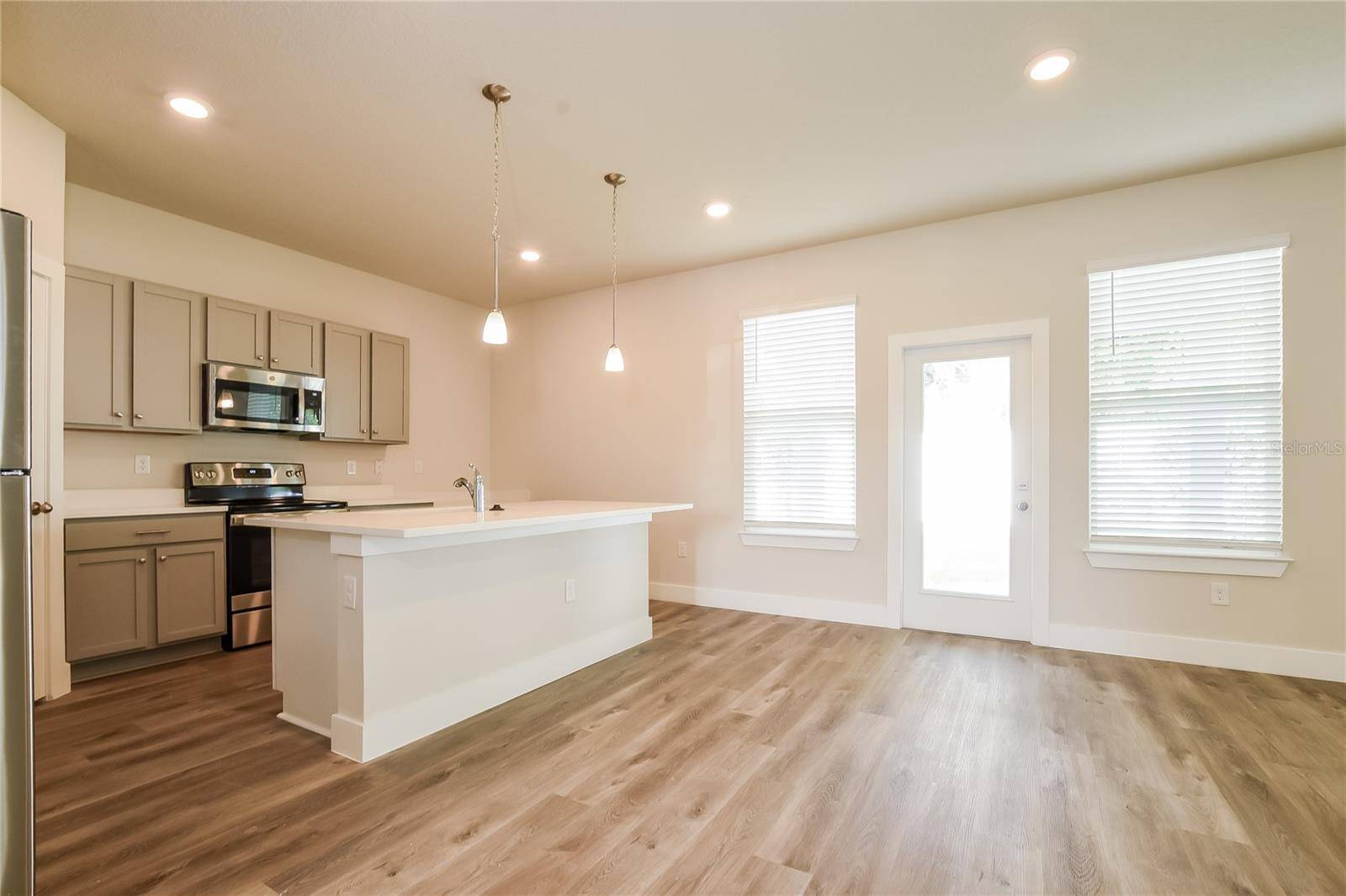 Deland, FL 32724,313 WHITEHEART DR