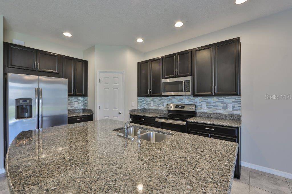 Riverview, FL 33578,7045 GRAND ELM DR
