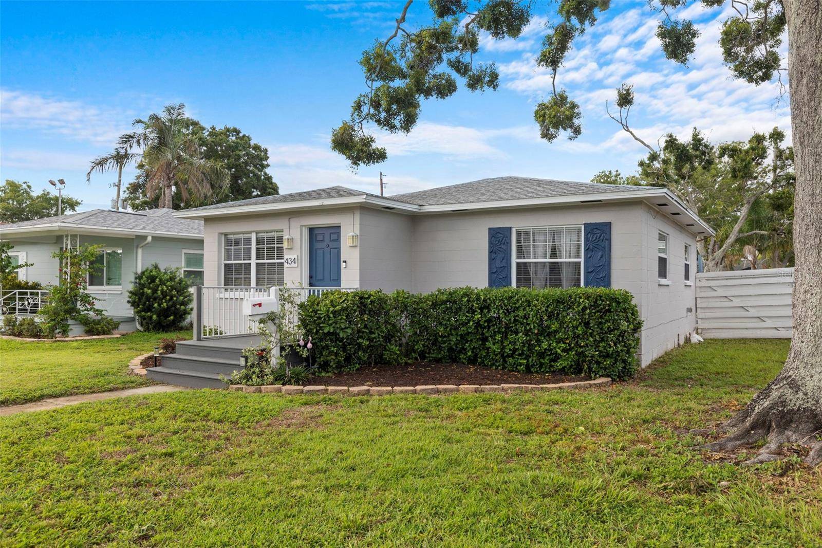 St Petersburg, FL 33703,434 40TH AVE N