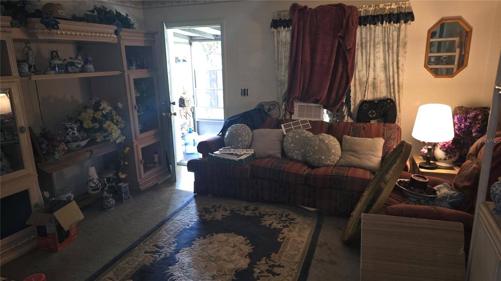 Fruitland Park, FL 34731,402 SUNNY CT