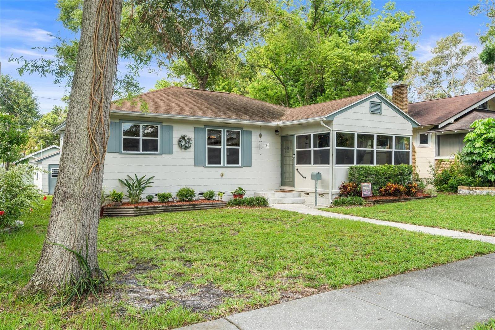 St Petersburg, FL 33704,744 25TH AVE N