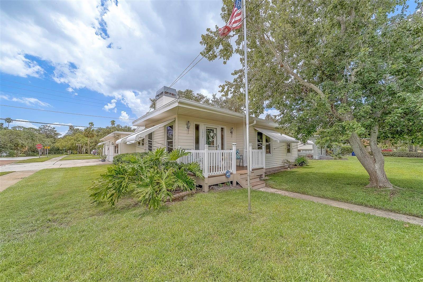 Dunedin, FL 34698,1677 PASADENA DR