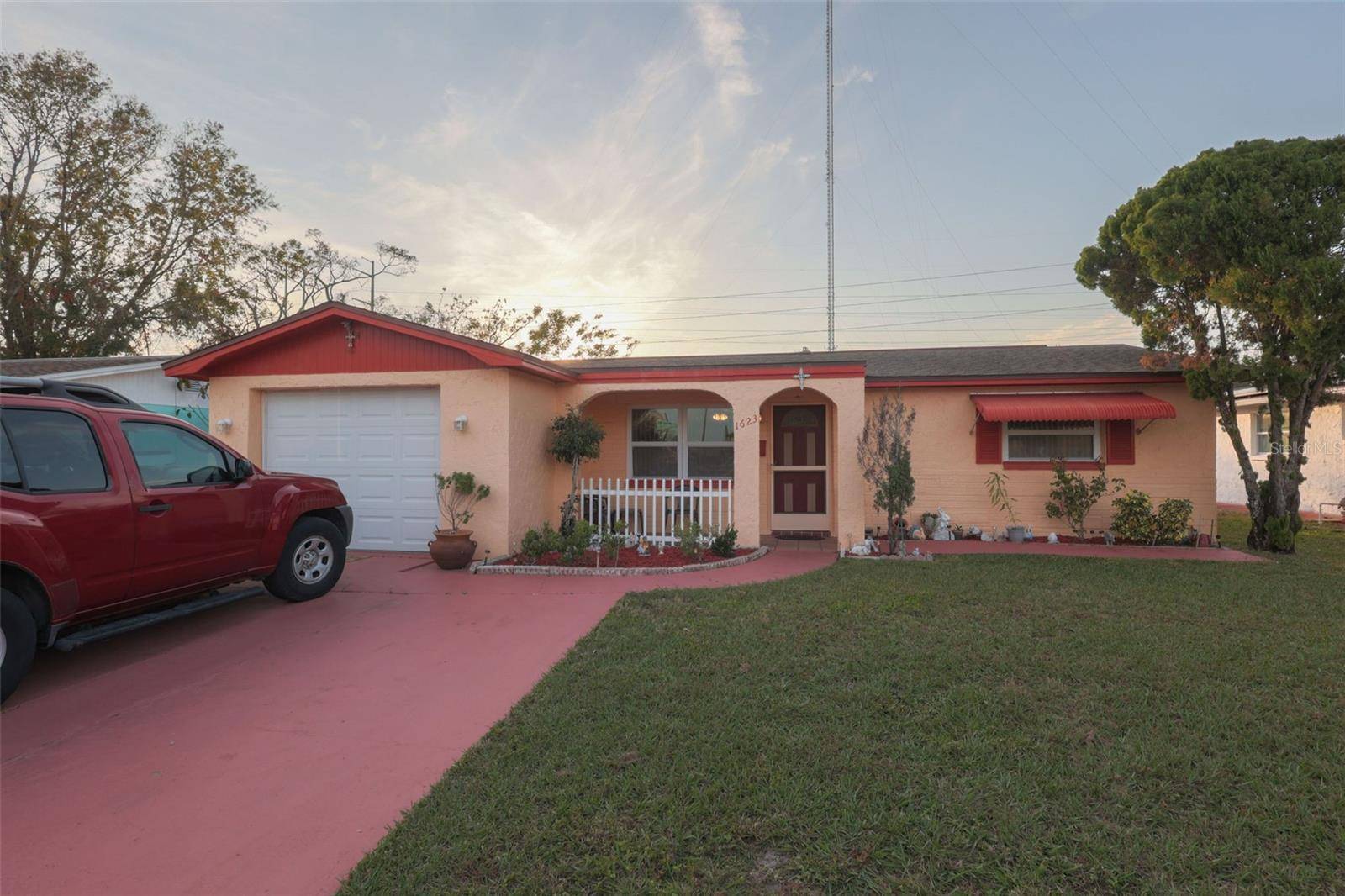 Holiday, FL 34691,1623 DARTMOUTH DR